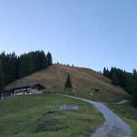 Mittleres Hörnle mit Hörnle Alm - Naturpark Ammergauer Alpen