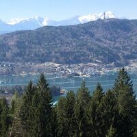 Pirkerkogel, Blick auf Pyramidenkogel