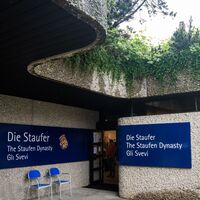 Die Staufer-Ausstellung - Eingang