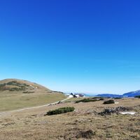 Blick zur Lurgbauerhütte