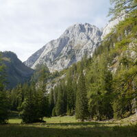 links der Gamsstein, rechts der Ödstein