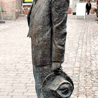 Hermann Hesse Statue in Calw