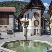 Dorfbrunnen Tamins | Route 260
