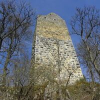 Bergfried der Burgruine Kallenberg