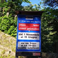 Schild Schließungen Colle Finestre