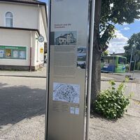 PS.Pfad-Stele-Bahnhof©.jpg