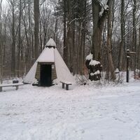 Köhlerhütte im Schnee