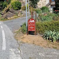 Einer der Kilometerpfosten entlang der Strecke