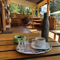 Kaffeepauserl in der 'Edelweißhütte', hier gibts auch eine frei zugängliche Wasserpippn zum Auffüllen der Wasserbottl