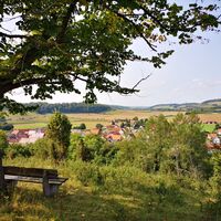 Blick vom Aussichtspunkt auf der Ostheimer Hute