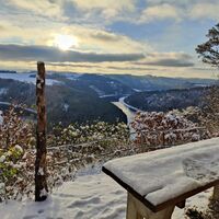 Ausblick von der "Karl-Rühl-Hütte" oberhalb der Saaleschleife