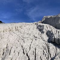 Plattengelände zum Neunerkogel