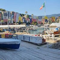 17.6 km Cafes am Jachthafen von Sta Magherita