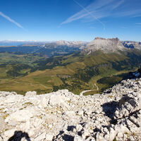 [ Dolomiten, Rosengarten ] | Tag 3 | Im Laurenzi-Klettersteig; Schöner Überblick auf die Seiseralm und den Platt- / Langkofel
