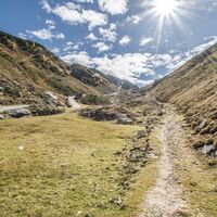 Die historische Römerstraße zum Preuneggsattel