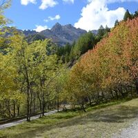 Straße zu den Grange La Rho