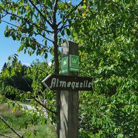 Wegweiser Brilon Almequellen - Sauerland-Waldroute