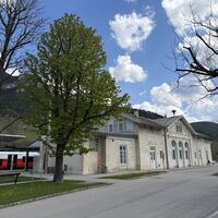 Einkehr entweder beim SB-Kiosk oder unten im Ort (Payerbacherhof oder Cafe Konditorei Alber). Schee woas!