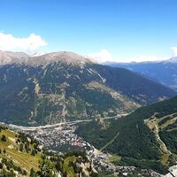 Blick auf Bardonecchia vom Poggio Tre Croci
