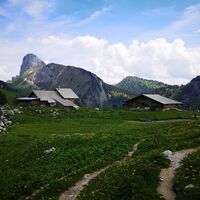 Alp vor Äust - Wasserscheide-Stockhorn