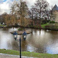 Mühlenteich Gahlen mit Kirche
