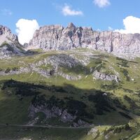 Blick von der Freiburger Hütte auf die Rote Wand 2704m