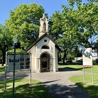 Monumentalkapelle im Sahulka-Park, Deutsch-Wagram