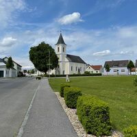 Tobaj mit Kirche