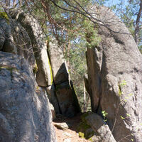 Durch die Igellochfelsen