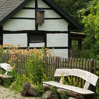 Naturschutzstation Haus Wildenrath - Rast am Bauerngarten