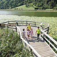 Anlegesteg am Ampolasee