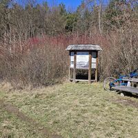Rastbankerl am Pilgerweg nach Heiligenkreuz