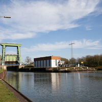 Schleuse und Kanal Hünxe