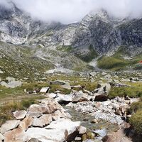 Wanderpfade auf die Gipfel
