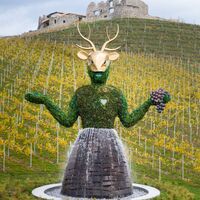 Andre Heller`s Zeitgöttin auf Taggenbrunn