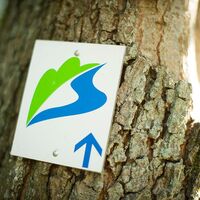 Beschilderung auf dem Ensheimer Brunnenweg