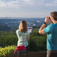 Blick auf das industriell geprägte Saartal