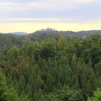 Blick auf die Wartburg und über den Thüringer Wald