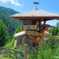 Überall im Astental – Schnitz und Bildhauerkunst.