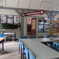 Im Bahnhof Edle Krone