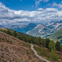 Panorama vom Gebiet Cancano bis zur Reitkamm und Madonna dei Monti bis zum Cristallo und zum Zebrù-Tal.... aber auf dem Foto ist etwas seltsam!