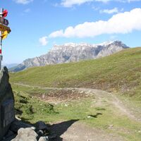 Der Tompülpass mit Blick zum Safiental