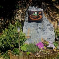 Kern-Buam Panorama-Wanderweg: Gedenkstein