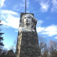 Freiheitsstatue beim Aussichtspunkt Pramartino