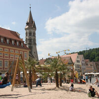 Sommerspielplatz auf dem Marktplatz