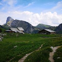 Alp vor Äust - Wasserscheide-Stockhorn