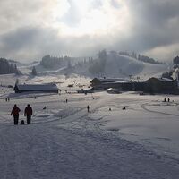 Blick auf das Almhotel Hochhäderich