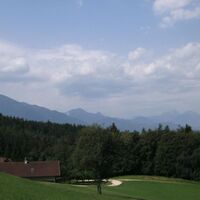 Ausblick auf Petzen und Karawanken