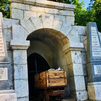 Kaiserin Ludovika Stollen am Jubiläumssteig oberhalb von Bad Ischl