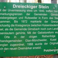 Dreieckiger Stein